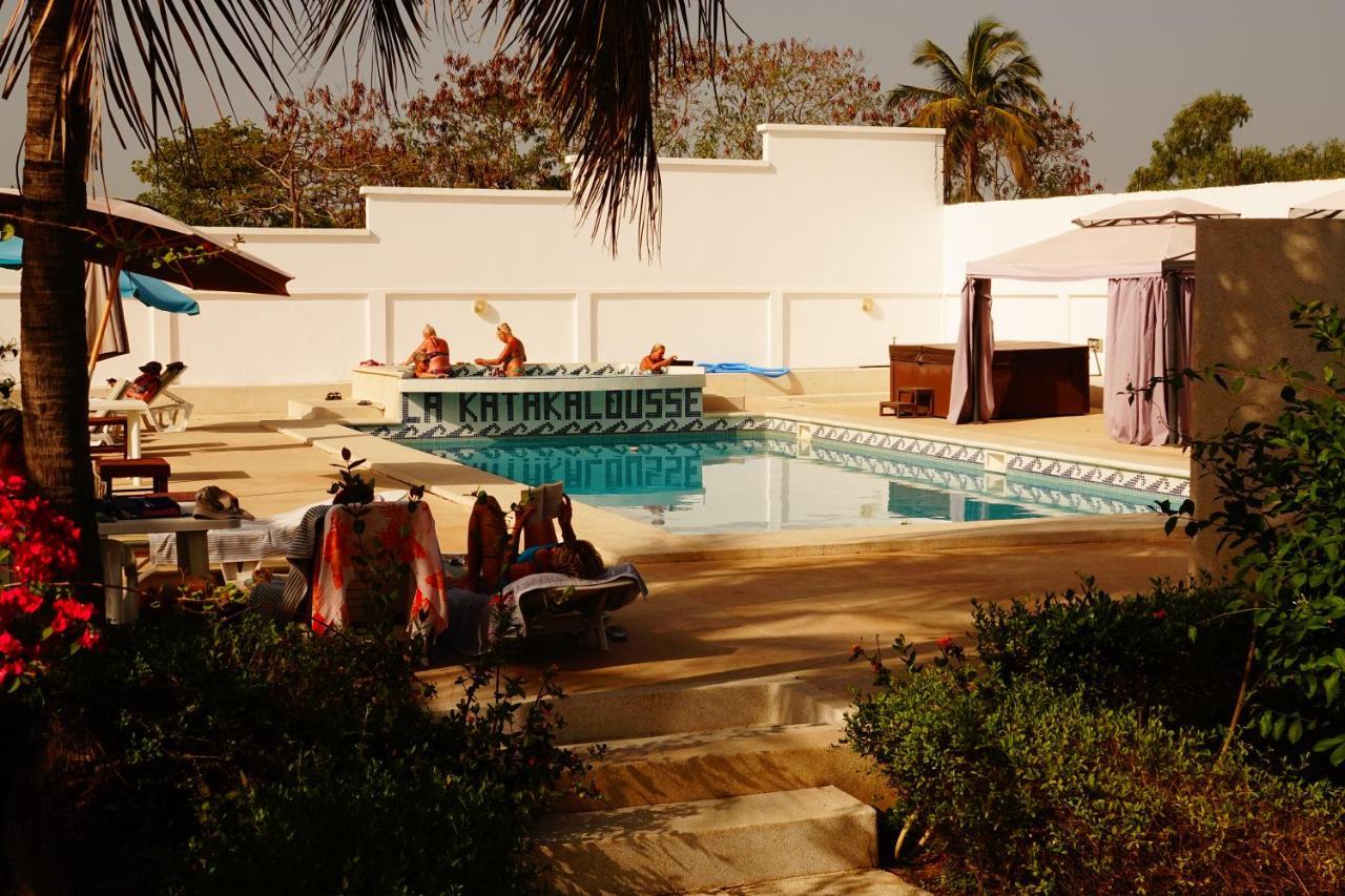 Hotel Katakalousse Yembakana Екстериор снимка